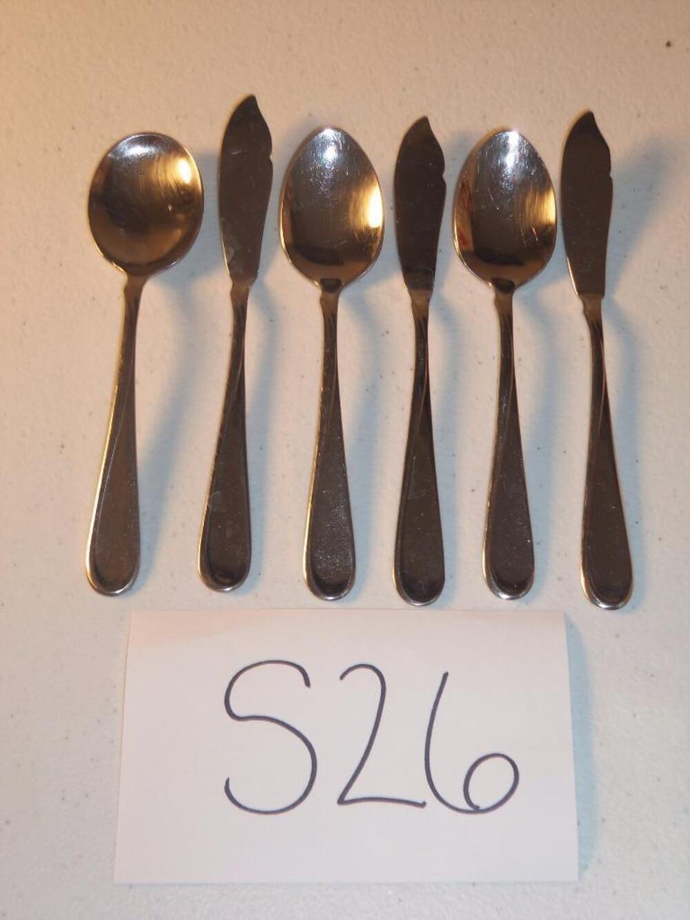 Oneida Flight Reliance Teaspoons Sugar Spoon Butter Knife Stainless -0216S26